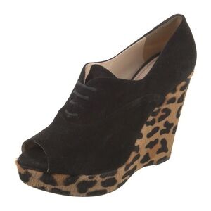 Prada platform